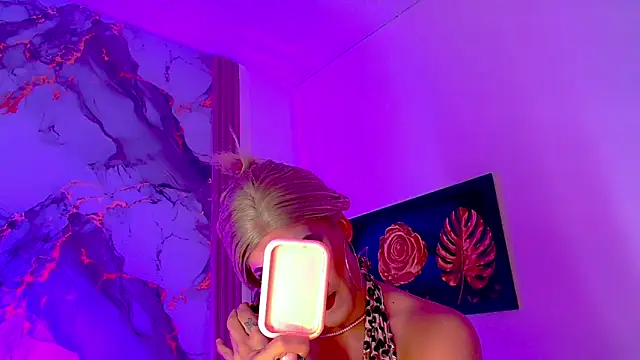 Aranza Dollts online show from 06-19-26, 07:20