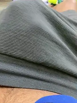 adiiiroccc online show from 02-12-26, 08:25