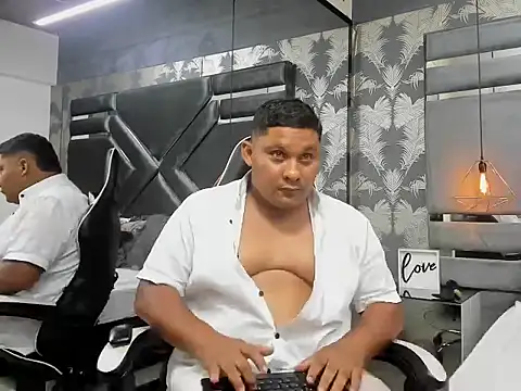 LaimCarterss online show from 02-05-26, 01:18