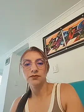 EloiseClairmont online show from 05-01-26, 07:30