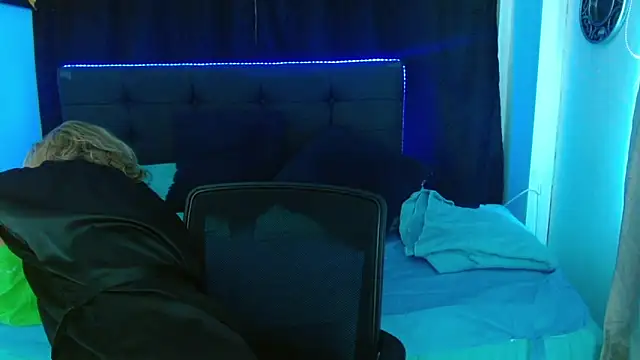 andreea xx online show from 02-10-26, 01:54