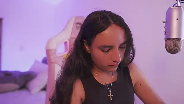  emily jonexs online show from 03-10-26, 09:52