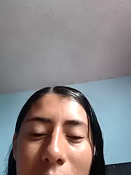 ashleymonroe4 online show from 04-12-26, 03:04