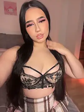 Snapshot of Sofiia_Vegaa chatting on 05-17-26, 01:27 Sofiia Vegaa online show from 05-17-26, 01:27