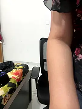 riya sharma11 online show from 04-03-26, 01:01