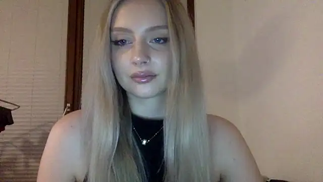 MayaWetDream online show from 03-09-26, 08:56