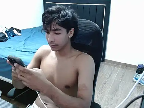 Pedestal diamant online show from 02-12-26, 06:24