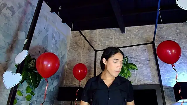 Snapshot of Chloee__Adams chatting on 02-12-26, 12:16 Chloee Adams online show from 02-12-26, 12:16