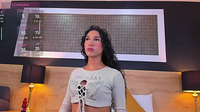 Chloee  Adams online show from 04-13-26, 08:13