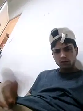 Snapshot of CubanoxxxSex chatting on 02-20-26, 08:33 CubanoxxxSex online show from 02-20-26, 08:33