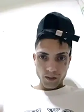 Snapshot of CubanoxxxSex chatting on 02-25-26, 03:07 CubanoxxxSex online show from 02-25-26, 03:07