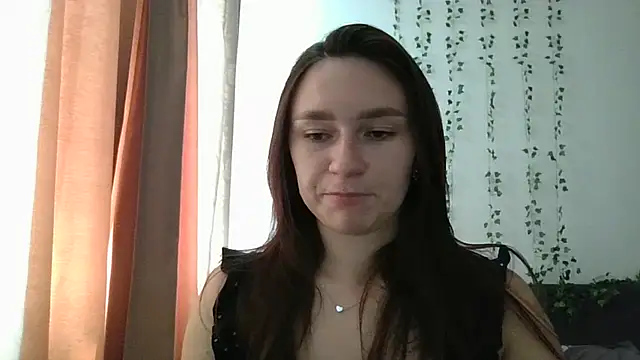 Snapshot of LilitTXX chatting on 06-25-26, 09:47 LilitTXX online show from 06-25-26, 09:47