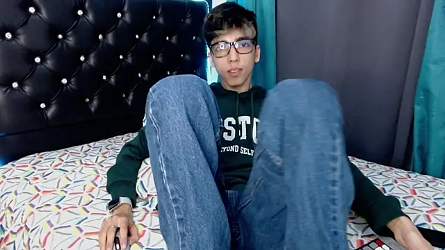 Snapshot of gabriel_x18 chatting on 02-27-26, 05:29 gabriel x18 online show from 02-27-26, 05:29