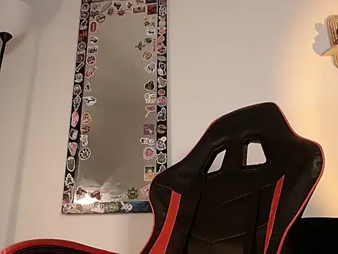 Snapshot of nate_rott chatting on 02-11-26, 11:10 nate rott online show from 02-11-26, 11:10