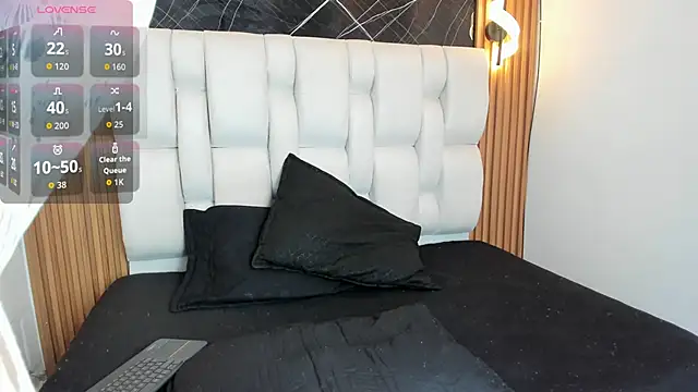 lunaa  dl online show from 02-15-26, 05:23