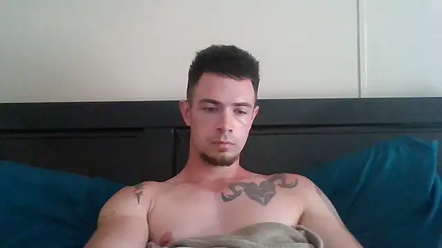 Snapshot of midnightsinz chatting on 04-27-26, 07:56 midnightsinz online show from 04-27-26, 07:56