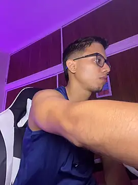 Snapshot of Gael_Velaryx chatting on 02-06-26, 05:09 Gael Velaryx online show from 02-06-26, 05:09