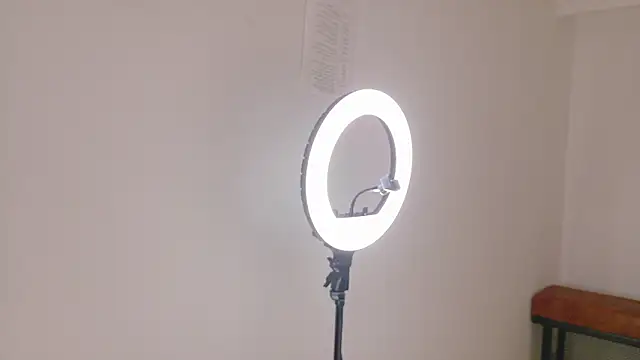 FernandaBrown   online show from 02-15-26, 12:37