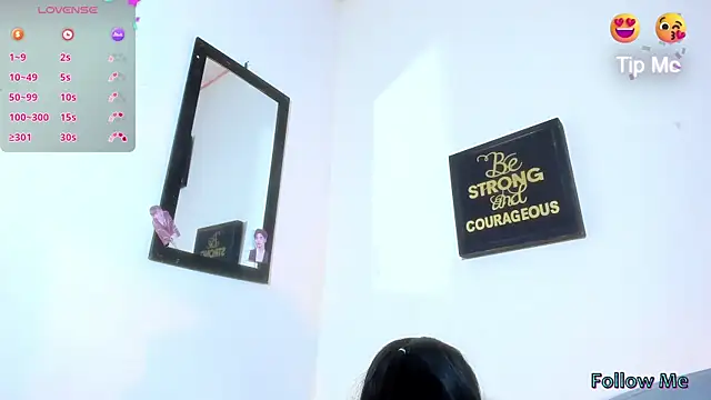 Lily-Scott online show from 02-25-26, 11:37