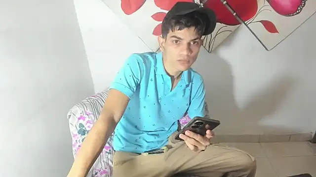 Jesshot bigcock20cm online show from 07-15-26, 04:30