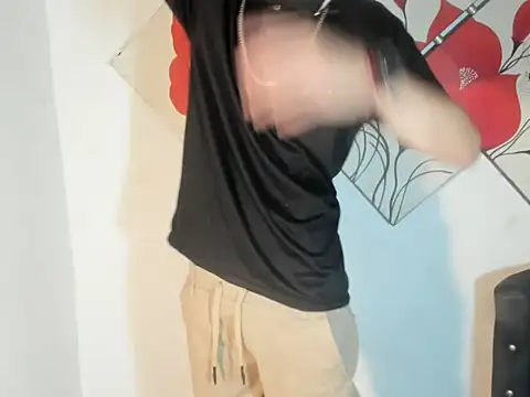 Jesshot bigcock20cm online show from 06-25-26, 04:32
