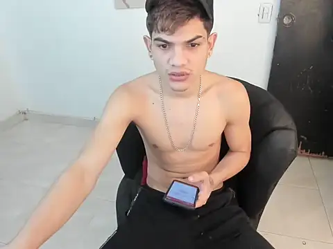 Snapshot of Jesshot_bigcock20cm chatting on 02-25-26, 03:51 Jesshot bigcock20cm online show from 02-25-26, 03:51