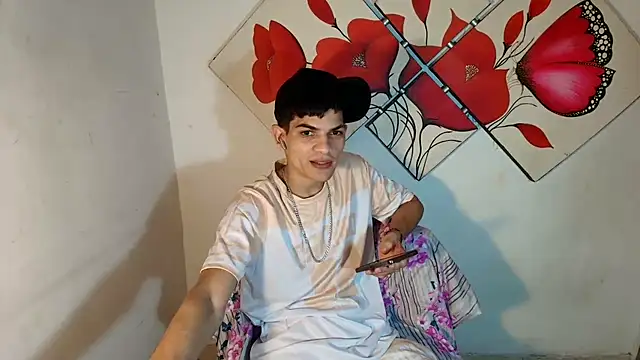 Jesshot bigcock20cm online show from 07-18-26, 02:42
