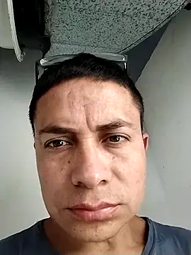 ninoa234 online show from 04-22-26, 12:01