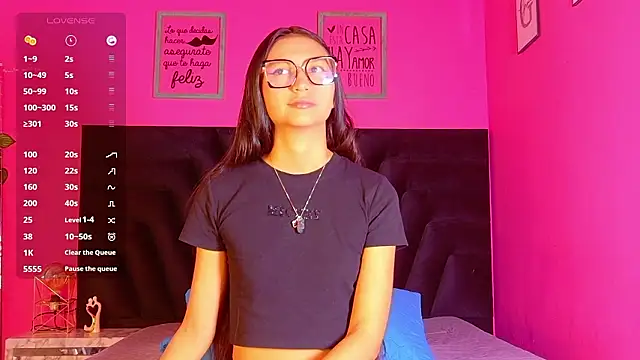 Snapshot of ThinPrincesss chatting on 03-09-26, 12:52 ThinPrincesss online show from 03-09-26, 12:52