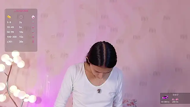 Snapshot of ThinPrincesss chatting on 03-10-26, 12:53 ThinPrincesss online show from 03-10-26, 12:53