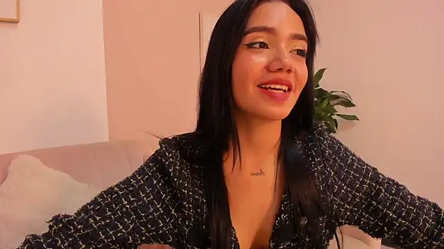 Snapshot of Mila_jenner chatting on 02-26-26, 12:43 Mila jenner online show from 02-26-26, 12:43