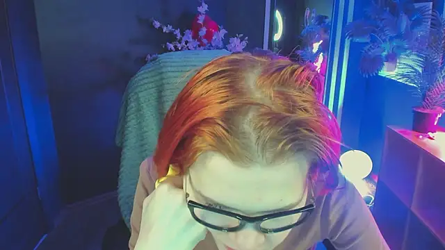 Snapshot of Ula_ulaa chatting on 02-17-26, 06:11 Ula ulaa online show from 02-17-26, 06:11