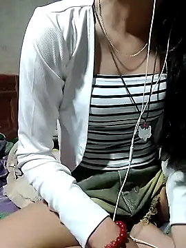 Snapshot of DoliceGirl2k chatting on 04-07-26, 11:17 DoliceGirl2k online show from 04-07-26, 11:17