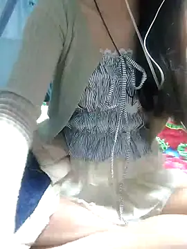 Snapshot of DoliceGirl2k chatting on 04-04-26, 10:27 DoliceGirl2k online show from 04-04-26, 10:27