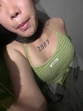 Snapshot of DoliceGirl2k chatting on 05-01-26, 08:14 DoliceGirl2k online show from 05-01-26, 08:14