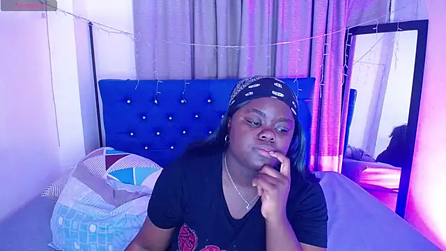 Snapshot of neighbor-ebony chatting on 07-06-26, 03:24 neighbor-ebony online show from 07-06-26, 03:24