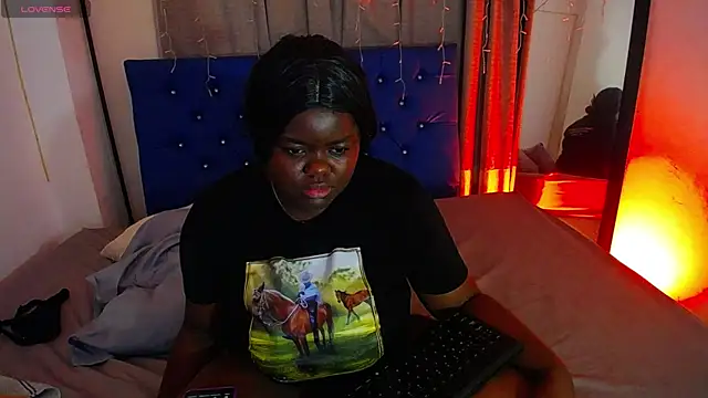 Snapshot of neighbor-ebony chatting on 07-08-26, 03:30 neighbor-ebony online show from 07-08-26, 03:30