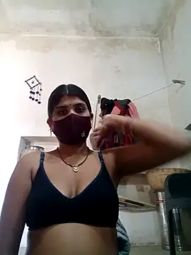 Snapshot of Dipti_thakur chatting on 02-22-26, 07:00 Dipti thakur online show from 02-22-26, 07:00