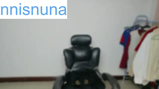 Snapshot of nunanunanuna chatting on 05-09-26, 05:05 nunanunanuna online show from 05-09-26, 05:05