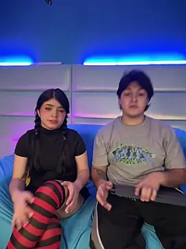 EmilyAndAndrew online show from 02-16-26, 03:49