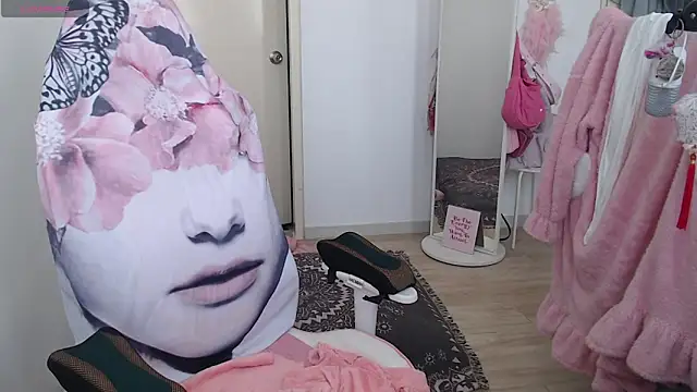 Snapshot of MyAsianWaifu chatting on 05-20-26, 05:04 MyAsianWaifu online show from 05-20-26, 05:04