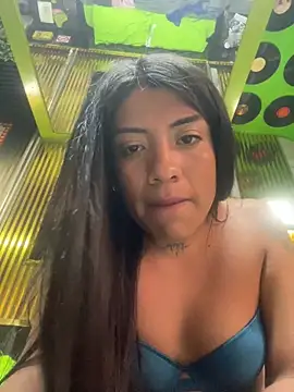 tranycamii online show from 02-06-26, 05:09