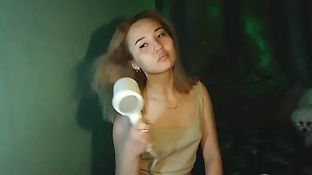 Hazel 4 U online show from 02-23-26, 01:55