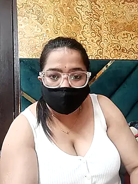 GangbangCouple online show from 03-03-26, 09:27