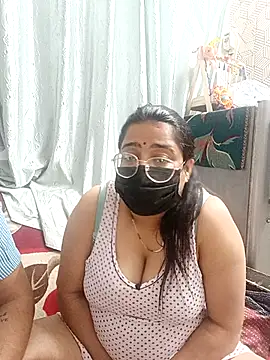 GangbangCouple online show from 02-16-26, 05:22