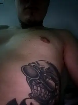 elvaquero06 online show from 02-05-26, 07:37