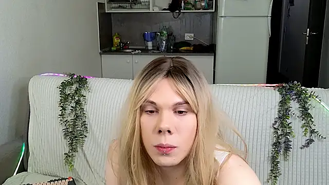 SnezanaLive online show from 02-28-26, 10:09