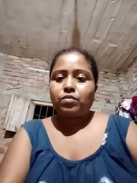 Snapshot of Puja_9999 chatting on 07-09-26, 02:16 Puja 9999 online show from 07-09-26, 02:16