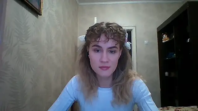 Snapshot of DeanneGilcher chatting on 02-22-26, 02:08 DeanneGilcher online show from 02-22-26, 02:08