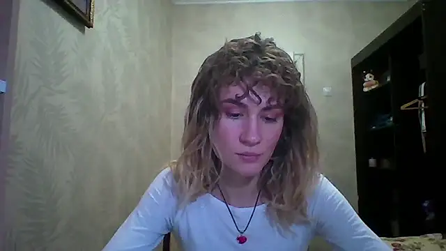 Snapshot of DeanneGilcher chatting on 02-20-26, 02:19 DeanneGilcher online show from 02-20-26, 02:19